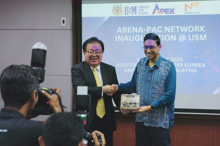 Celebrating USM’s 100Gbps Connection to ARENA-PAC